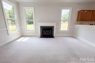 7523 Trotter Rd, Charlotte, NC 28216 - Photo 3