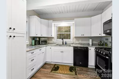 139 Kammerer Drive, Waynesville, NC 28785 - Photo 13