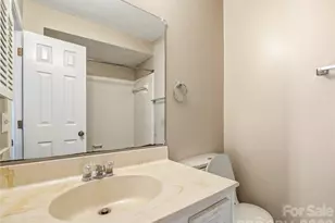 1409 Kensington Rd, Hendersonville, NC 28791 - Photo 29