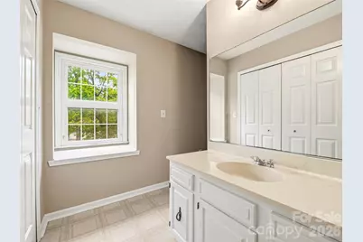 1409 Kensington Road #B6, Hendersonville, NC 28791 - Photo 23