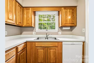 1409 Kensington Road #B6, Hendersonville, NC 28791 - Photo 15