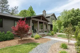 17 Grove St, Brevard, NC 28712 - Photo 5