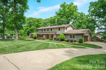 240 36th Avenue Circle NW, Hickory, NC 28601 - Photo 1