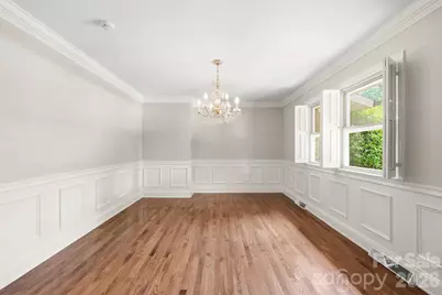 240 36th Avenue Circle NW, Hickory, NC 28601 - Photo 9