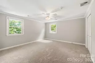 240 36th Ave Cir NW, Hickory, NC 28601 - Photo 31
