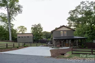 152 Florida Ave, Forest City, NC 28043 - Photo 29