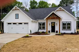 725 Potter Rd, Lancaster, SC 29720 - Photo 1