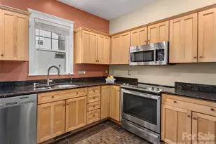 1332 Heathbrook Cir, Asheville, NC 28803 - Photo 11