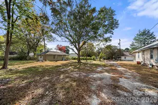 304 Bush St, Gastonia, NC 28056 - Photo 5