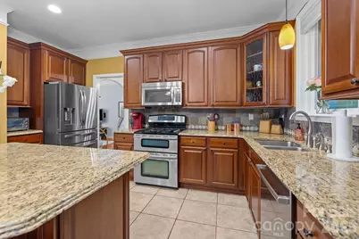 13934 Kings Carriage Lane, Charlotte, NC 28278 - Photo 11