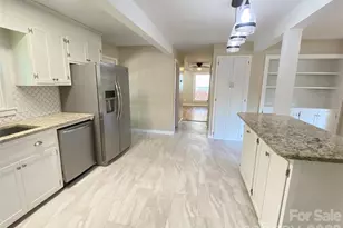307 Maplewood Dr, Morganton, NC 28655 - Photo 13