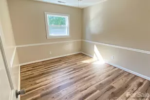 307 Maplewood Dr, Morganton, NC 28655 - Photo 15