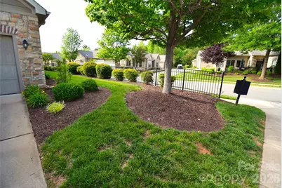 4950 Polo Gate Boulevard, Charlotte, NC 28216 - Photo 5