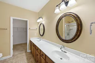 4950 Polo Gate Boulevard, Charlotte, NC 28216 - Photo 23