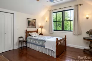 565 Bailey St, Mars Hill, NC 28754 - Photo 35