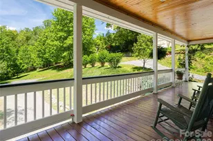 565 Bailey St, Mars Hill, NC 28754 - Photo 5