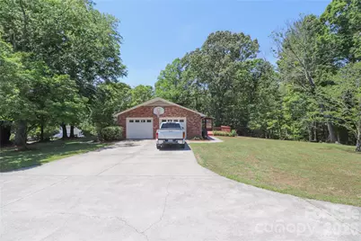 112 Forest Avenue NE, Valdese, NC 28690 - Photo 5
