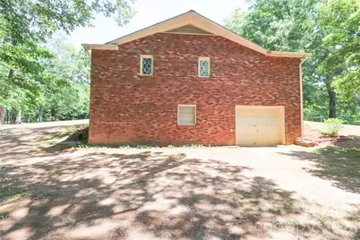 112 Forest Avenue NE, Valdese, NC 28690 - Photo 9