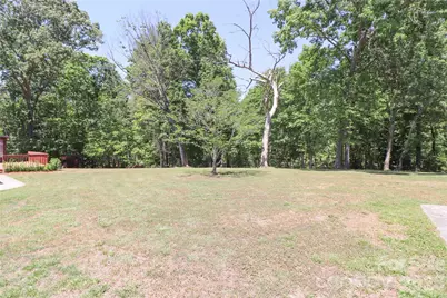 112 Forest Avenue NE, Valdese, NC 28690 - Photo 7