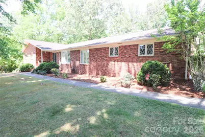 112 Forest Avenue NE, Valdese, NC 28690 - Photo 3