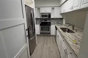 19839 Henderson Rd, Cornelius, NC 28031 - Photo 5