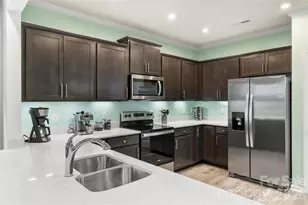 1530 Starmount Cove Ln, Charlotte, NC 28210 - Photo 13