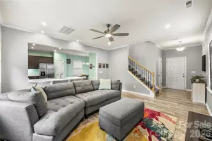 1530 Starmount Cove Ln, Charlotte, NC 28210 - Photo 9