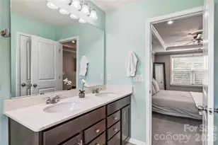 1530 Starmount Cove Ln, Charlotte, NC 28210 - Photo 29