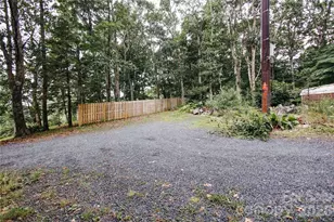 200 Osborn Knob Rd, Marion, NC 28752 - Photo 7
