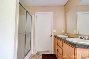 136 Fox Hill Dr, Shelby, NC 28150 - Photo 17