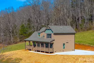 50 Fairview St, Franklin, NC 28734 - Photo 5