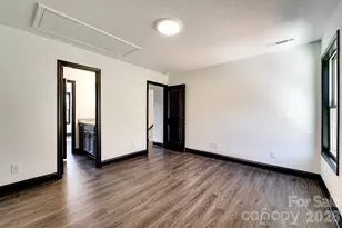 50 Fairview St, Franklin, NC 28734 - Photo 27