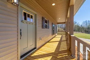 50 Fairview St, Franklin, NC 28734 - Photo 31