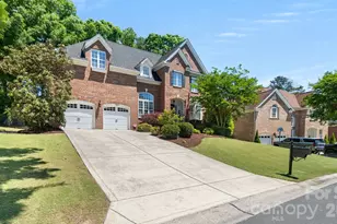 14011 Shanghai Links Pl, Charlotte, NC 28278 - Photo 3