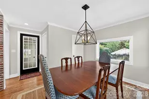 536 Inwood Dr, Charlotte, NC 28209 - Photo 19