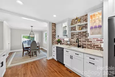 536 Inwood Drive, Charlotte, NC 28209 - Photo 15