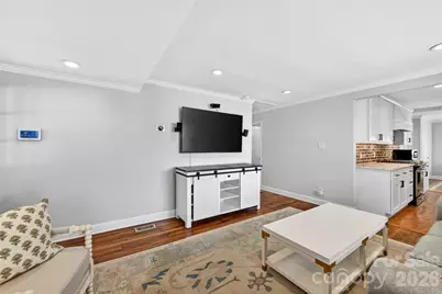 536 Inwood Drive, Charlotte, NC 28209 - Photo 11