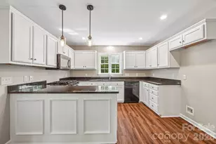 917 Clover Park Dr, Clover, SC 29710 - Photo 11