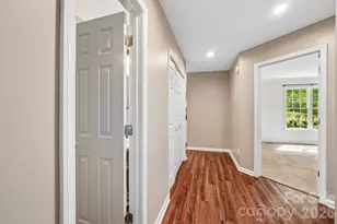 917 Clover Park Dr, Clover, SC 29710 - Photo 13