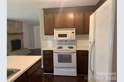 2995 Wonderland Lane, Conover, NC 28613 - Photo 7