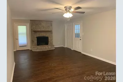 2995 Wonderland Lane, Conover, NC 28613 - Photo 3