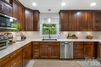 13 Rolling View Drive, Asheville, NC 28805 - Photo 15