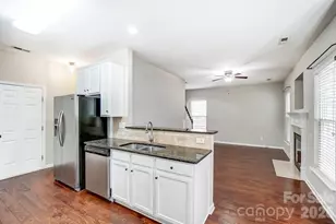 4914 Sunset Ridge Ct, Charlotte, NC 28269 - Photo 11