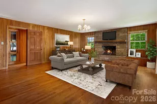 284 Chestnut St, Mars Hill, NC 28754 - Photo 5