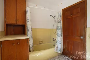 284 Chestnut St, Mars Hill, NC 28754 - Photo 15