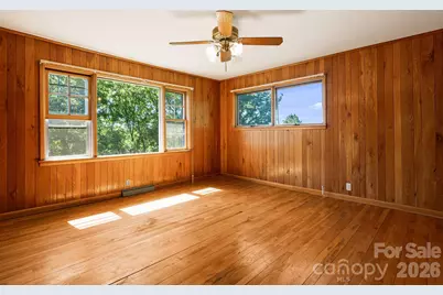 284 Chestnut Street, Mars Hill, NC 28754 - Photo 13