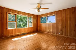 284 Chestnut St, Mars Hill, NC 28754 - Photo 13