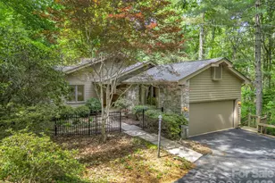 118 Timber Creek Rd, Hendersonville, NC 28739 - Photo 3