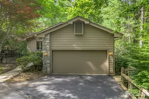 118 Timber Creek Rd, Hendersonville, NC 28739 - Photo 7