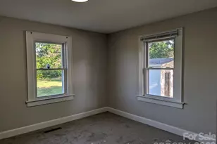 1903 Lynnwood Dr, Statesville, NC 28677 - Photo 13